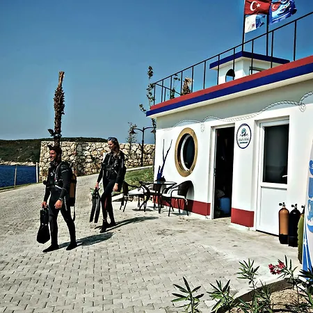 Royal Teos Thermal Clinic & - Halal Hotel