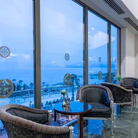 Royal Teos Thermal Clinic & - Halal Hotel